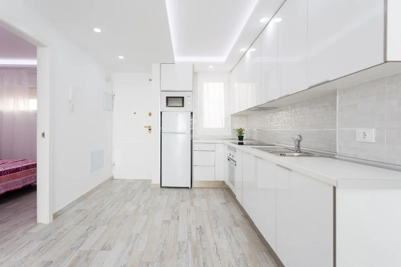 Rooftop Apartment With Ocean View And Heated Pool 阿德耶 西班牙