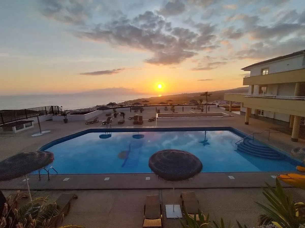 Rooftop Apartment With Ocean View And Heated Pool 阿德耶